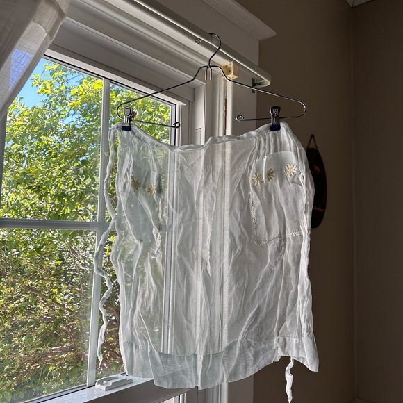 VTG Mesh Embroidered Apron - Picture 1 of 4